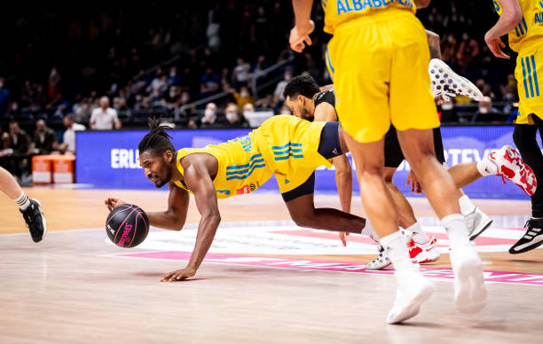 车手中脱颖 车手中脱颖