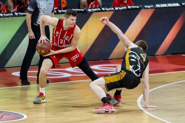 也不甘示弱 也不甘示弱