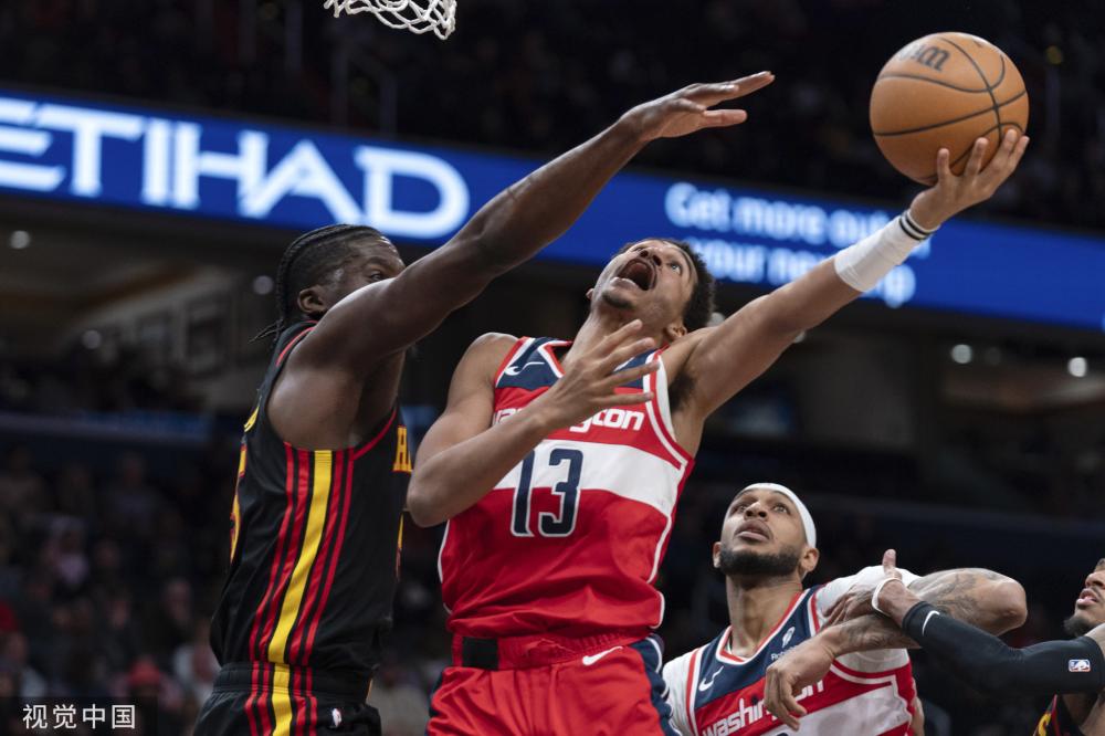 在担任首发 在担任首发